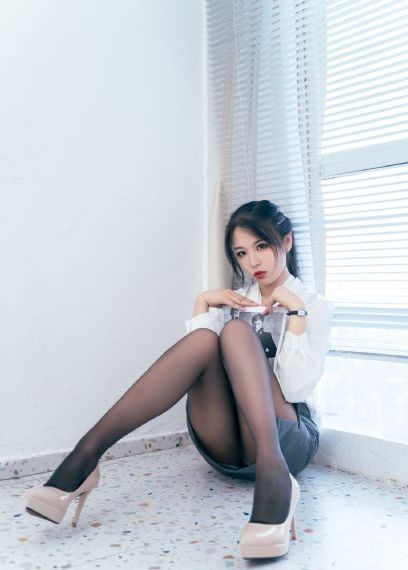 妈妈朋友的女儿