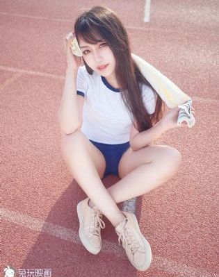 不穿内裤的女教师
