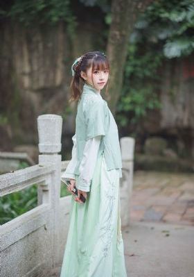 波多野在电梯激情165