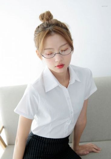 挣扎吧亚君